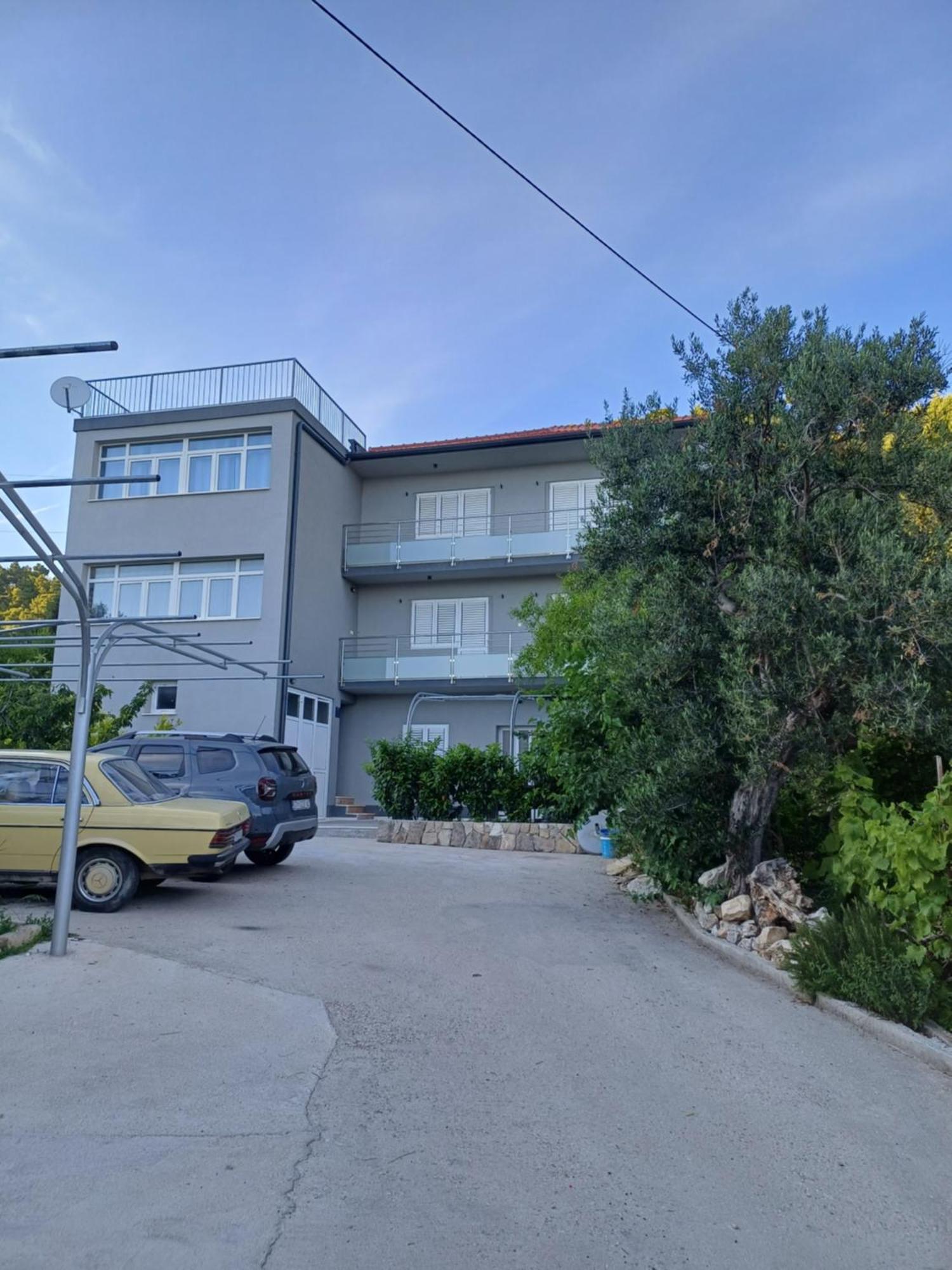 Apartments Andrea Jesenice  Exterior foto